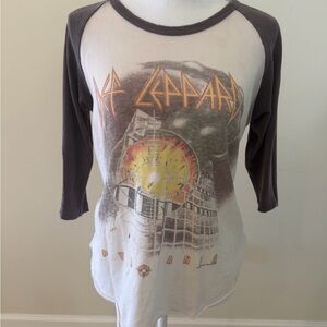 Def Leppard Graphic Raglan Long Sleeve T-Shirt